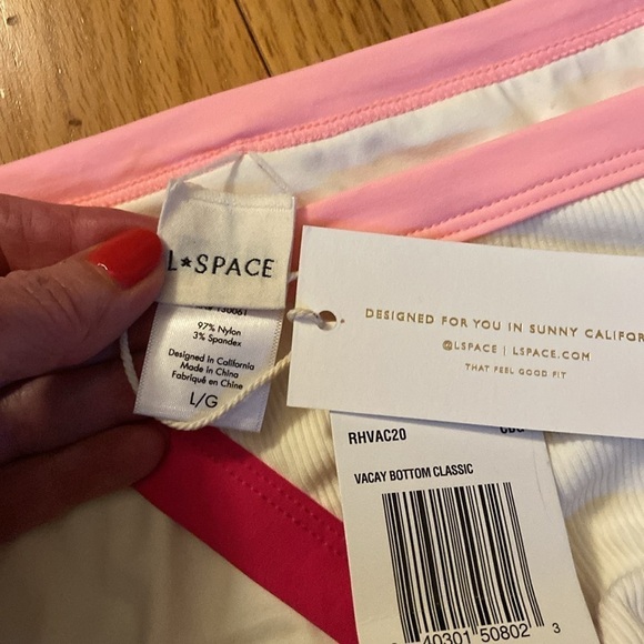 NWT L*Space Bikini ~ Axel Top and Vacay Bottom Classic in size L - Picture 11 of 16